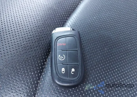 2015 Ram 1500 Laramie из США, поврежденный, VIN 1C6RR7NM6FS563852